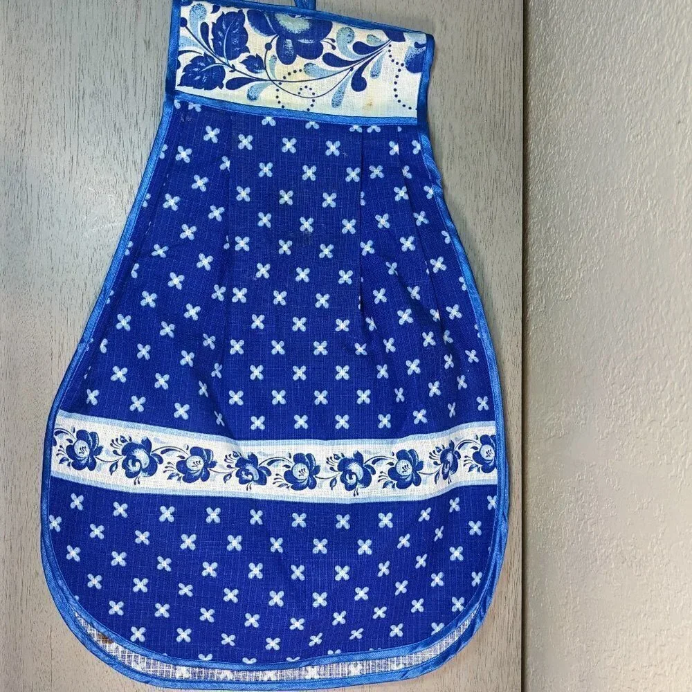 Russian Gzhel Pattern Linen and Lace Apron, Blue and White, 9-Piece Set